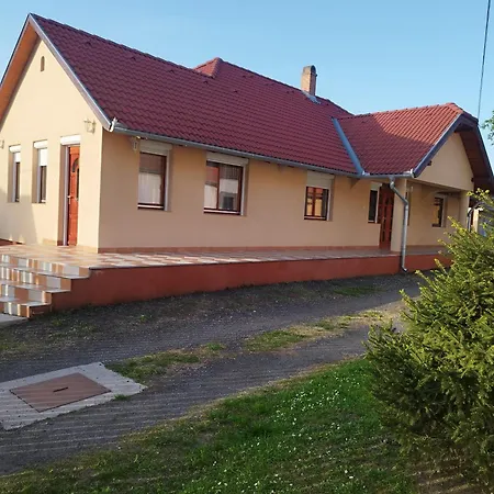 Beno Apartmán Kőröshegy