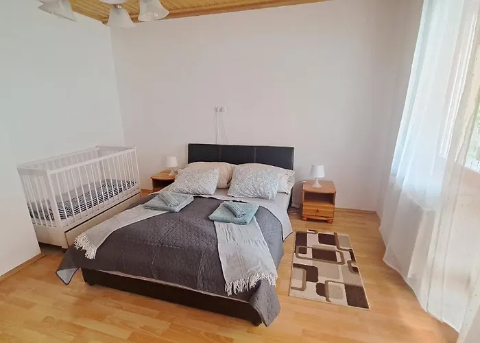 Beno 아파트 Kőröshegy